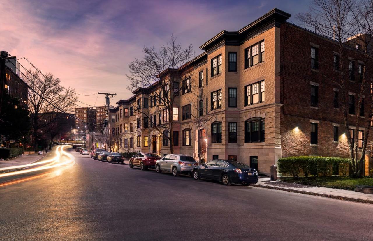A Stylish Stay W/ A Queen Bed, Heated Floors.. #31 Brookline Dış mekan fotoğraf