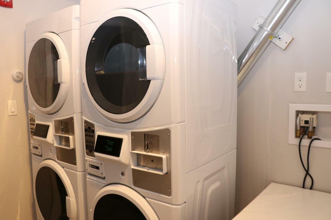 A Stylish Stay W/ A Queen Bed, Heated Floors.. #31 Brookline Dış mekan fotoğraf