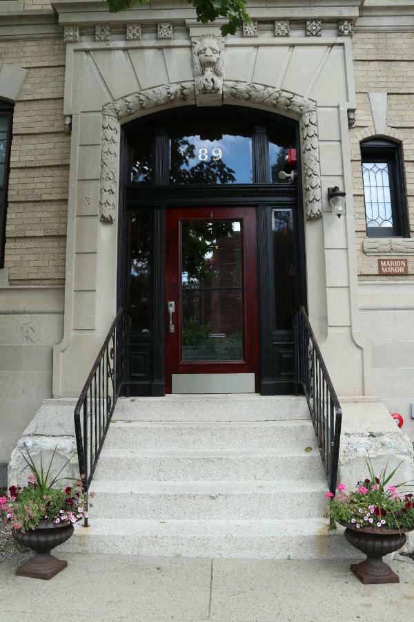 A Stylish Stay W/ A Queen Bed, Heated Floors.. #31 Brookline Dış mekan fotoğraf